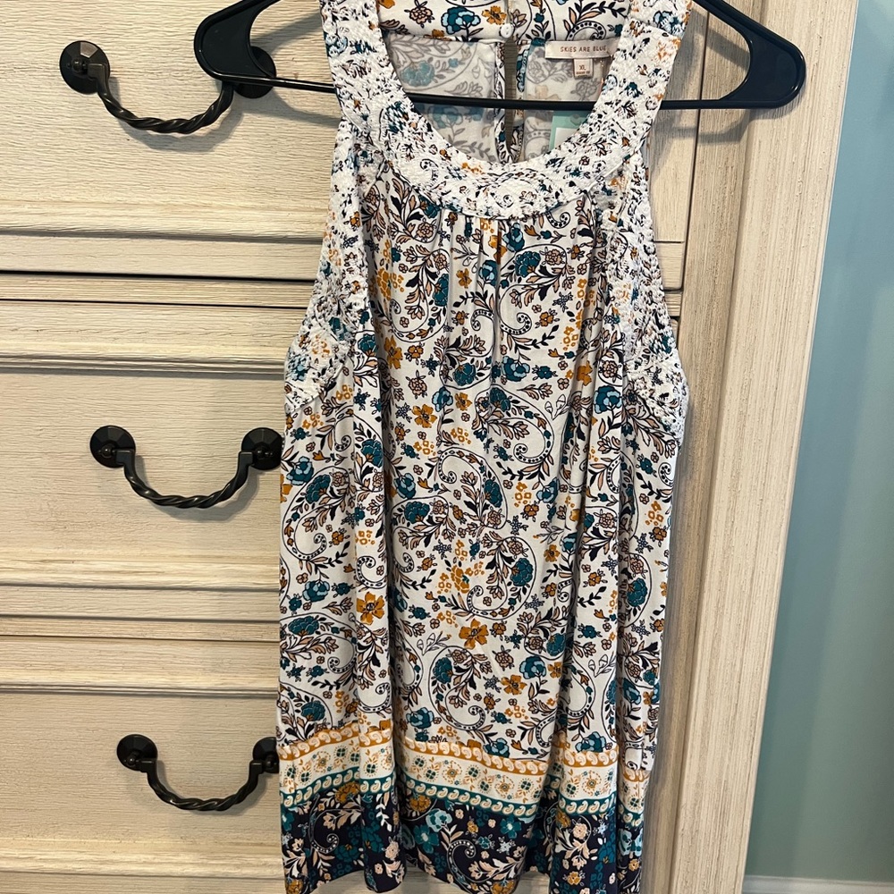 NWT Skies are Blue Rayleen Embroidered Detail Knit Top